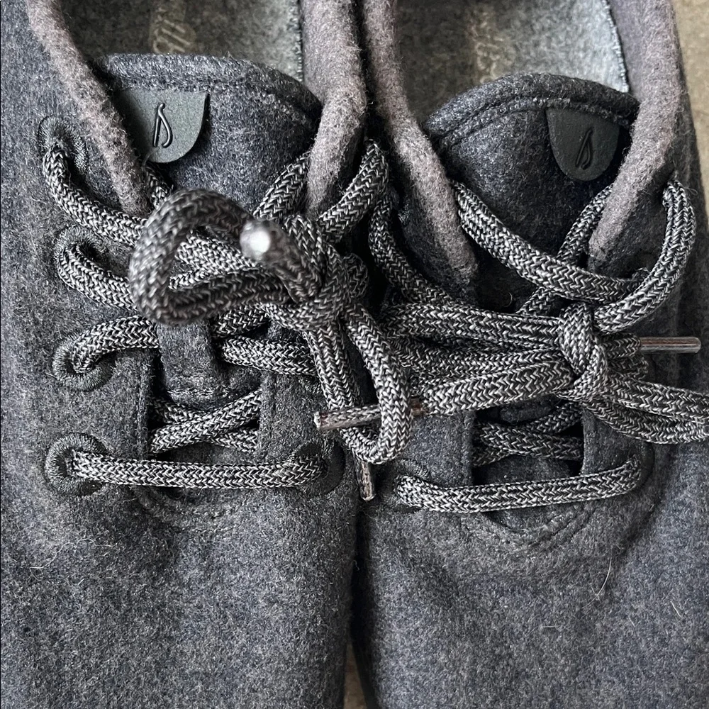 Allbirds Wool Runners - Navy and Charcoal - Picture 5 of 10